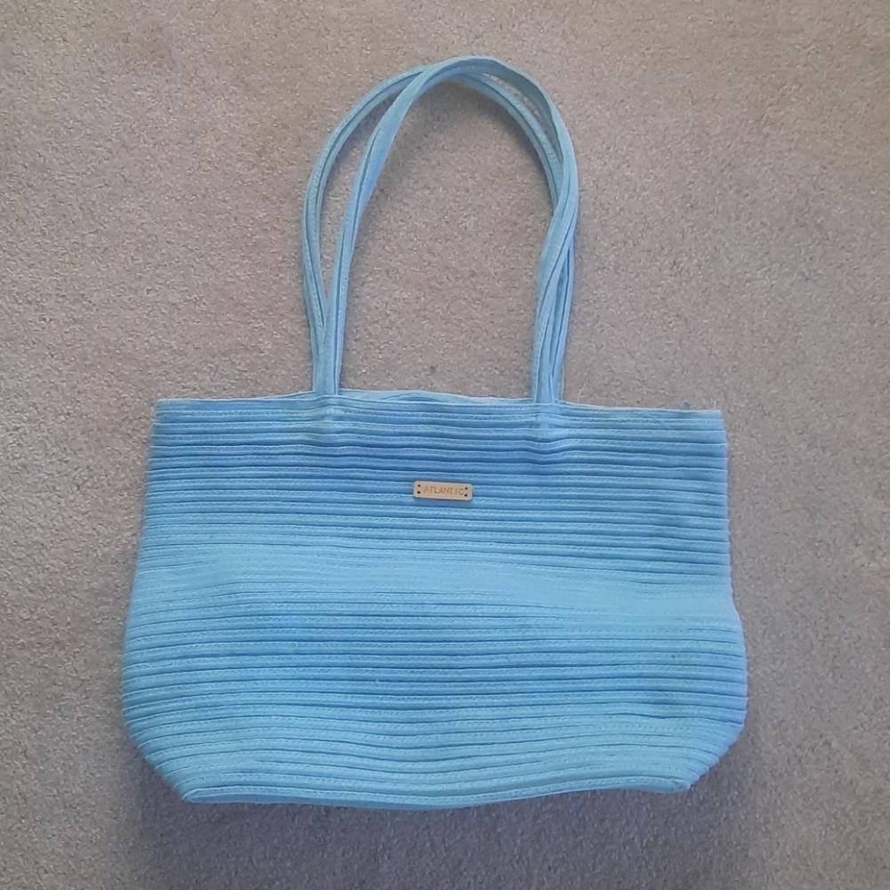 Beach tote